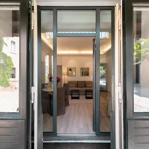  Apartment Margutta Mews Italy