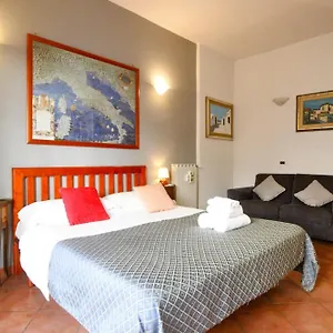  Appartement Holiday Flat In Central Location In Italie